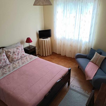 Apartamentos Em Casa Da Avo Ines Porto Formoso Екстериор снимка